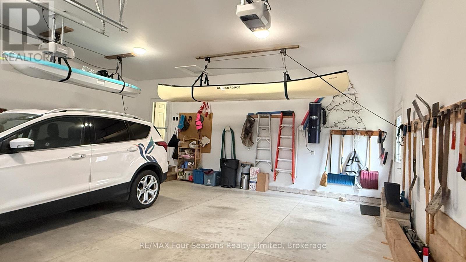 229 S Rankin Street, Saugeen Shores, Ontario  N0H 2L0 - Photo 39 - X12062589