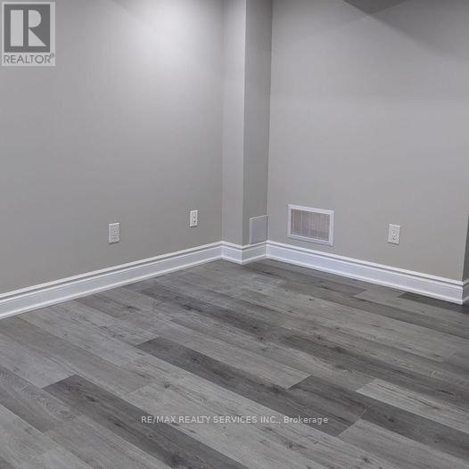 150 Dells Crescent, Brampton, Ontario  L7A 2R4 - Photo 8 - W12648420