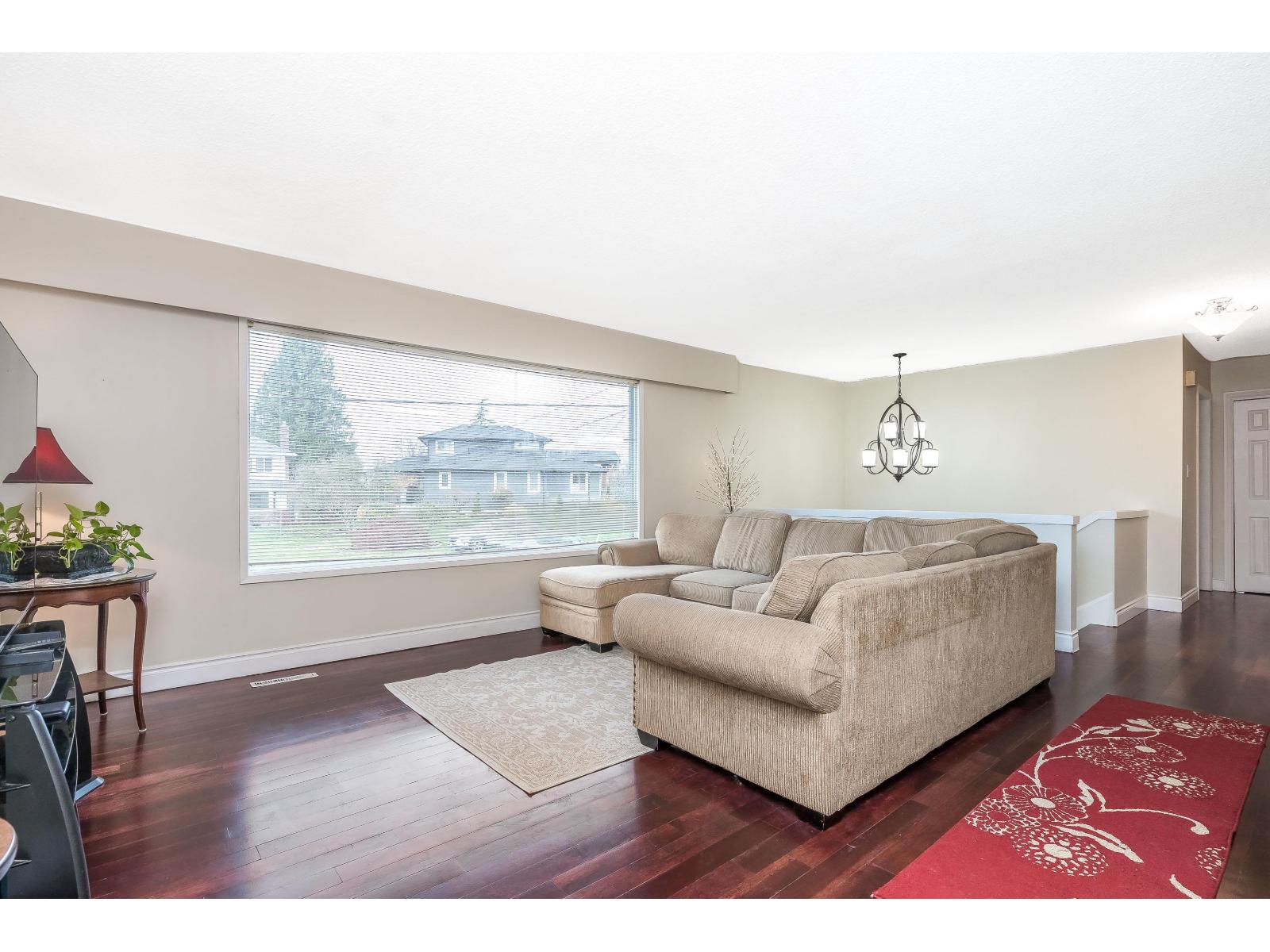 46102 Griffin Drive, Sardis East Vedder, Chilliwack, British Columbia  V2R 4C7 - Photo 14 - R3068749