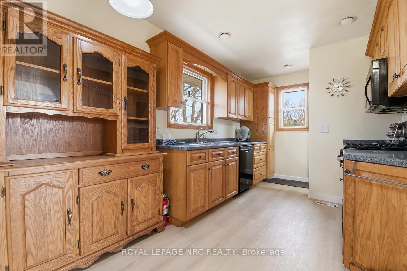 11572 Hwy 3 Highway, Wainfleet, Ontario  L0S 1V0 - Photo 11 - X12648852