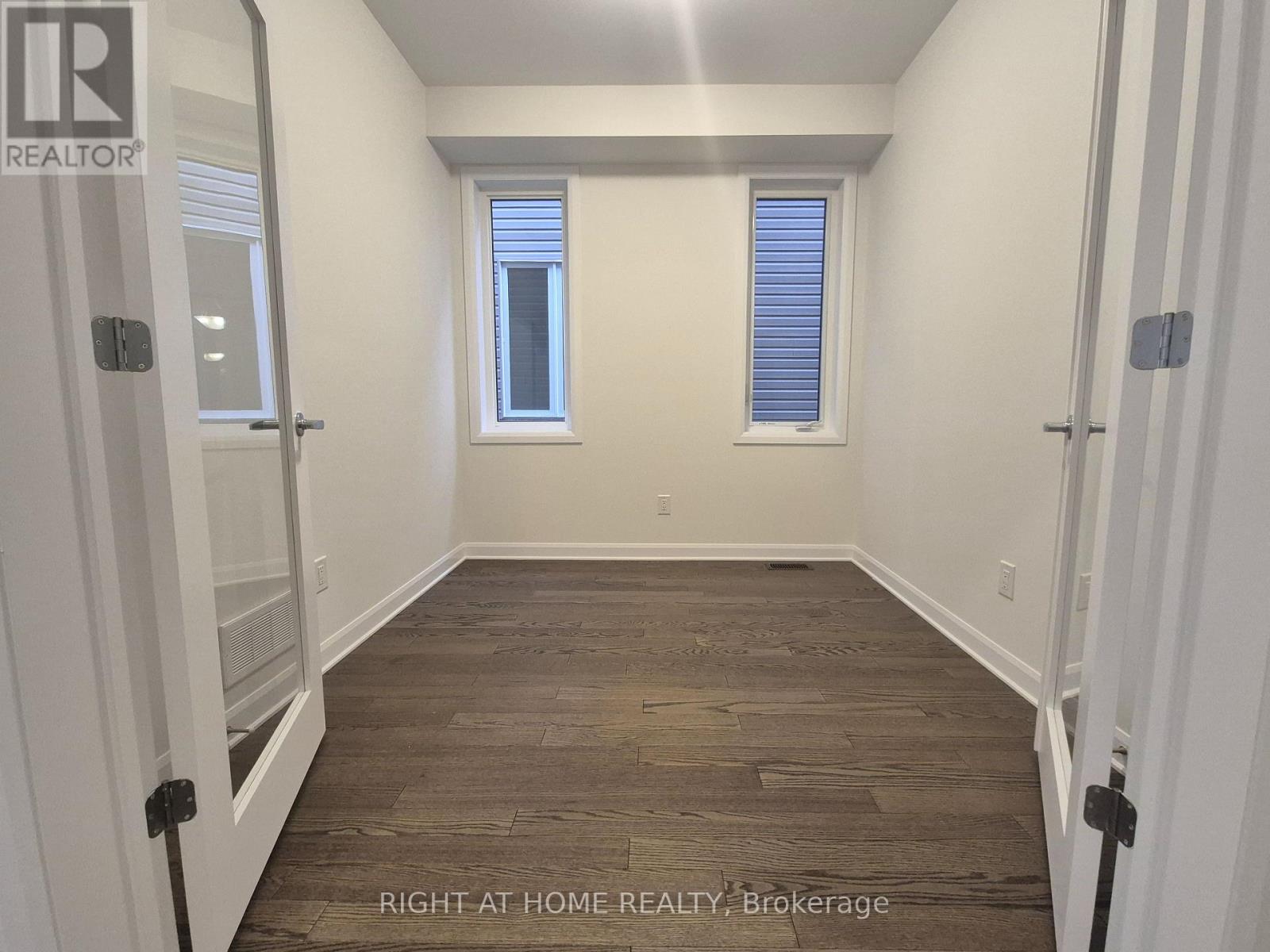 139 Invention Boulevard, Ottawa, Ontario  K2W 0L9 - Photo 3 - X12475281