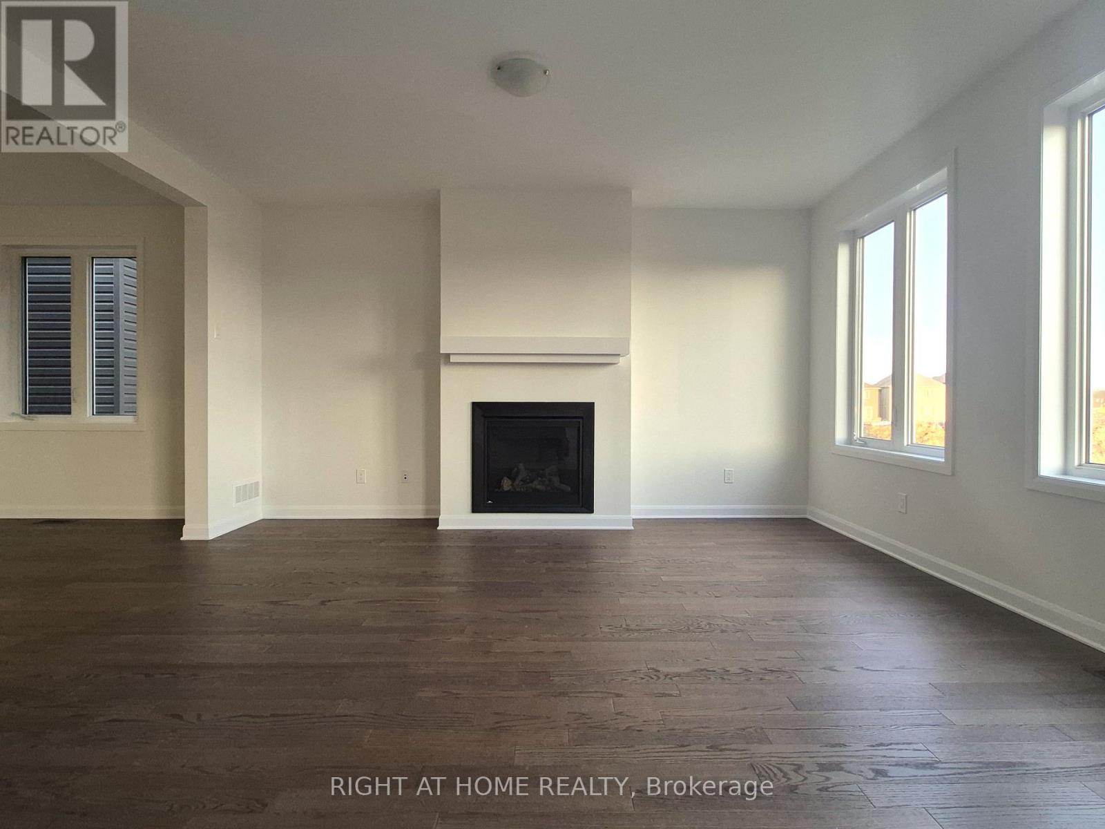 139 Invention Boulevard, Ottawa, Ontario  K2W 0L9 - Photo 4 - X12475281