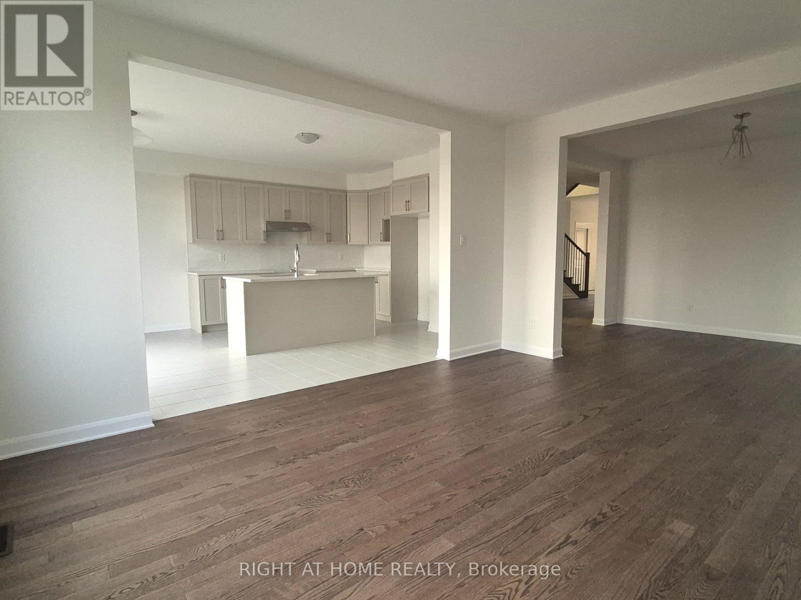 139 Invention Boulevard, Ottawa, Ontario  K2W 0L9 - Photo 5 - X12475281