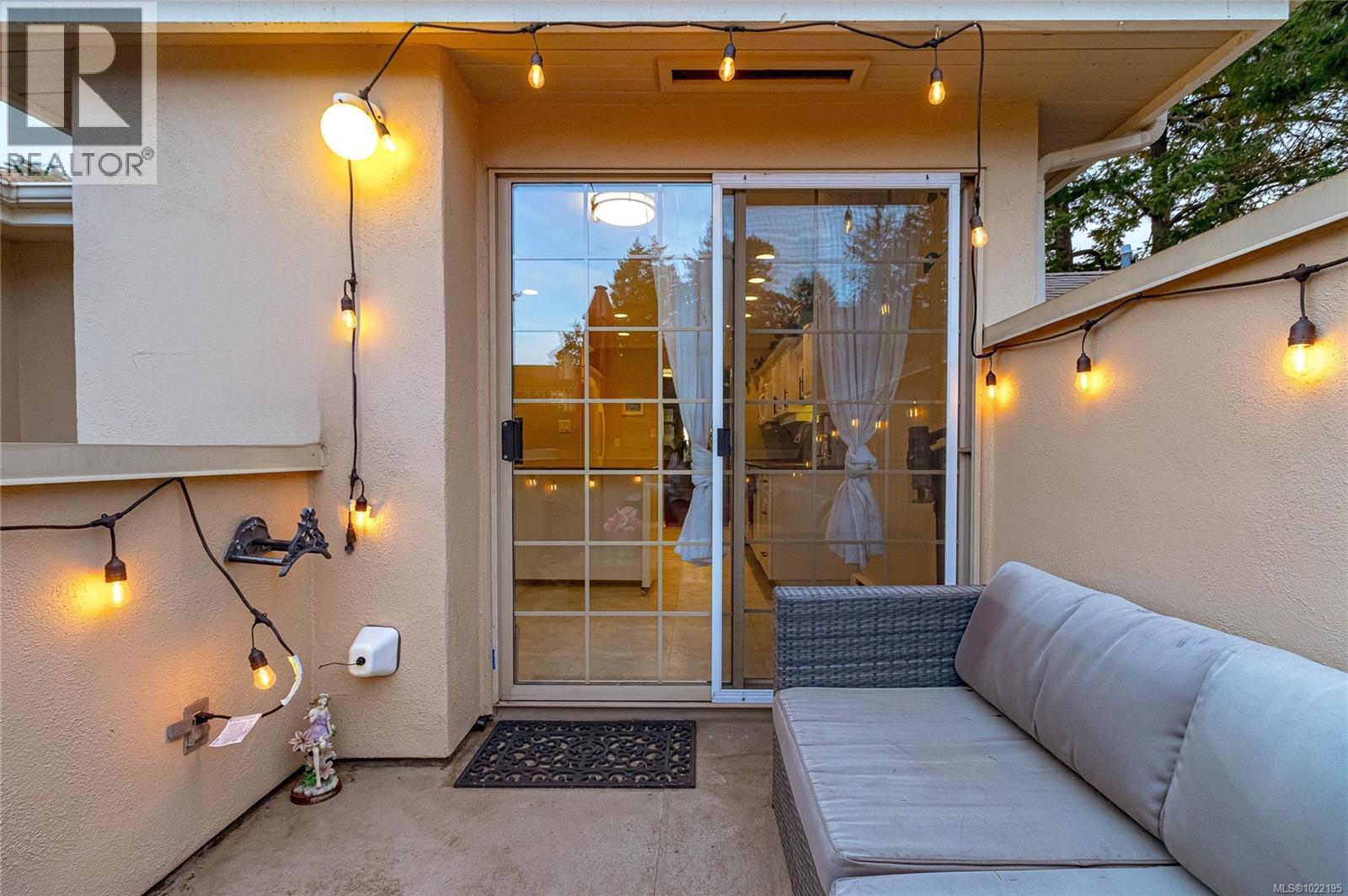 33 909 Admirals Rd, Esquimalt, British Columbia  V9A 2P1 - Photo 37 - 1022195