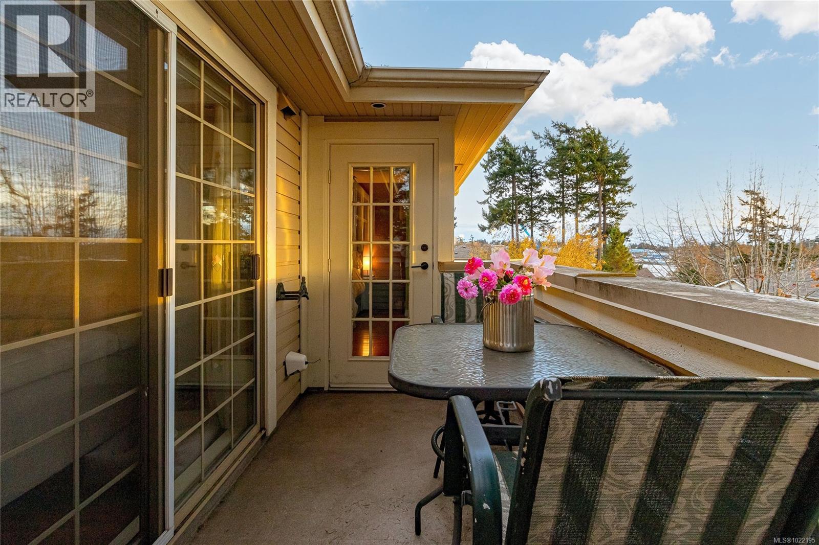 33 909 Admirals Rd, Esquimalt, British Columbia  V9A 2P1 - Photo 41 - 1022195