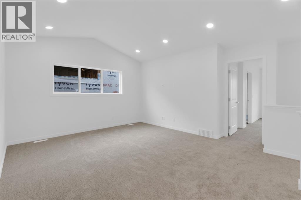 449 Savanna Landing Ne, Calgary, Alberta  T3J 5T2 - Photo 17 - A2268351