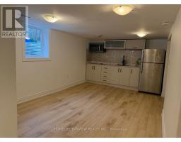 44 RICHARDSON DRIVE, Aurora, Ontario