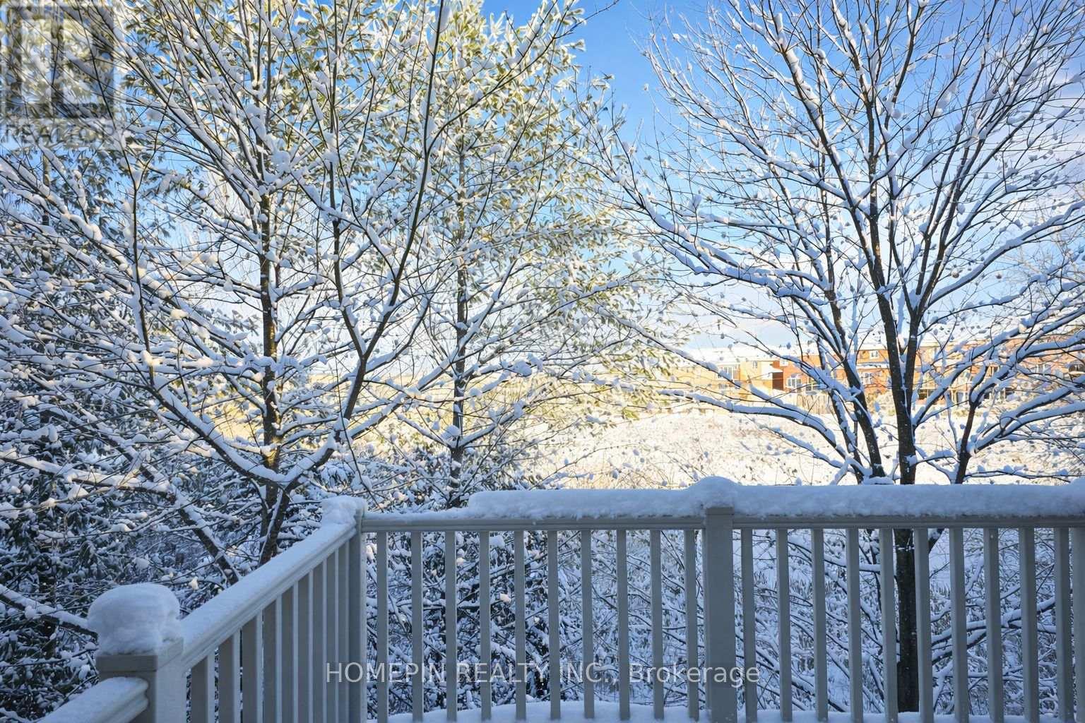 40 Chapman Court, Aurora, Ontario  L4G 0E2 - Photo 12 - N12648850