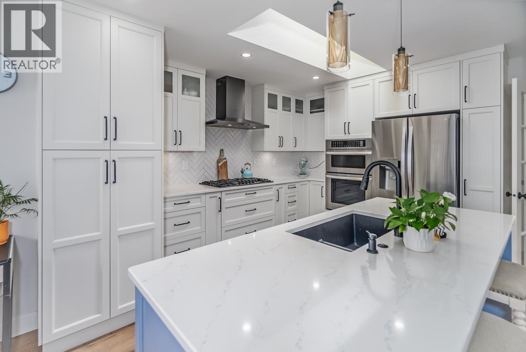 22987 123B AVENUE, Maple Ridge, British Columbia