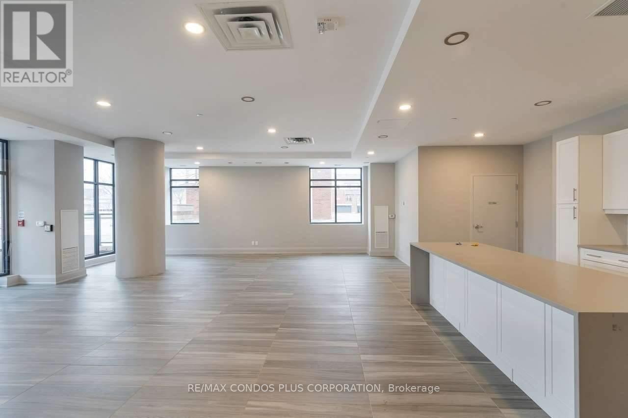 512 - 150 Oak Park Boulevard, Oakville, Ontario  L6H 3P2 - Photo 17 - W12648858