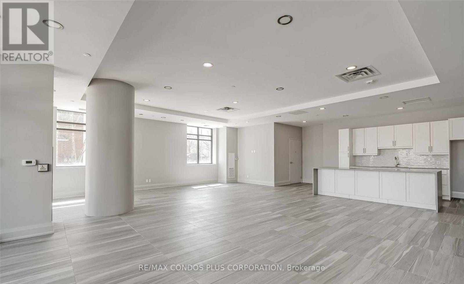 512 - 150 Oak Park Boulevard, Oakville, Ontario  L6H 3P2 - Photo 20 - W12648858