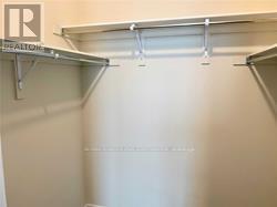 512 - 150 Oak Park Boulevard, Oakville, Ontario  L6H 3P2 - Photo 9 - W12648858