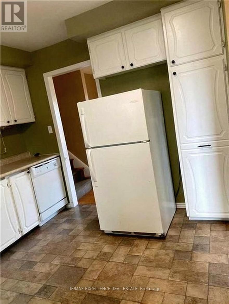 7 Dunnett Boulevard, Belleville, Ontario  K8P 4M4 - Photo 11 - X12648864