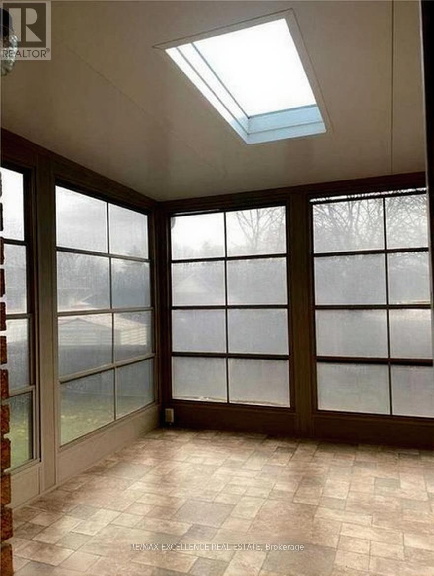 7 Dunnett Boulevard, Belleville, Ontario  K8P 4M4 - Photo 7 - X12648864