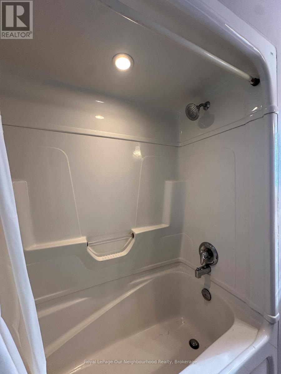 22 Springbrook Drive, Peterborough, Ontario  K9J 1L1 - Photo 16 - X12648884