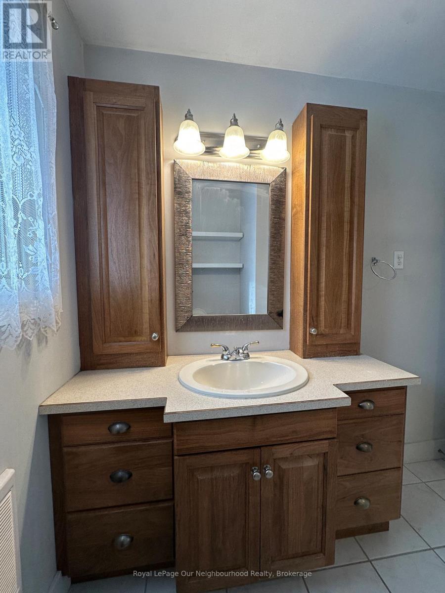 22 Springbrook Drive, Peterborough, Ontario  K9J 1L1 - Photo 18 - X12648884