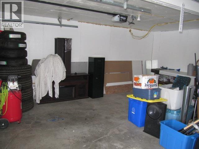 4994 Donsleequa Road, 108 Mile Ranch, British Columbia  V0K 2Z0 - Photo 17 - R3074779