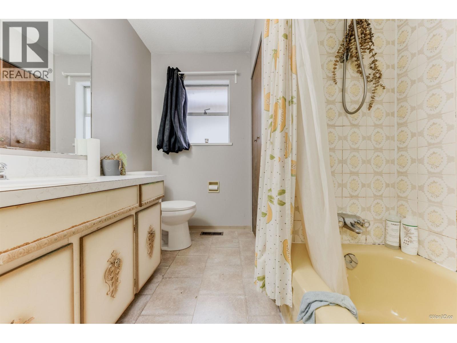 500 Gilmore Avenue, Burnaby, British Columbia  V5C 4R4 - Photo 10 - R3073895