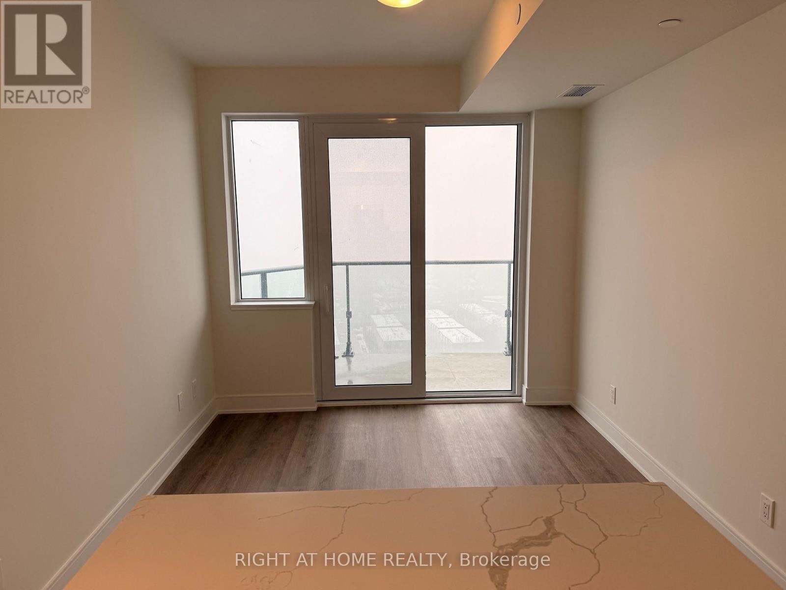 2205 - 15 Ellerslie Avenue, Toronto, Ontario  M2N 0L7 - Photo 4 - C12648892