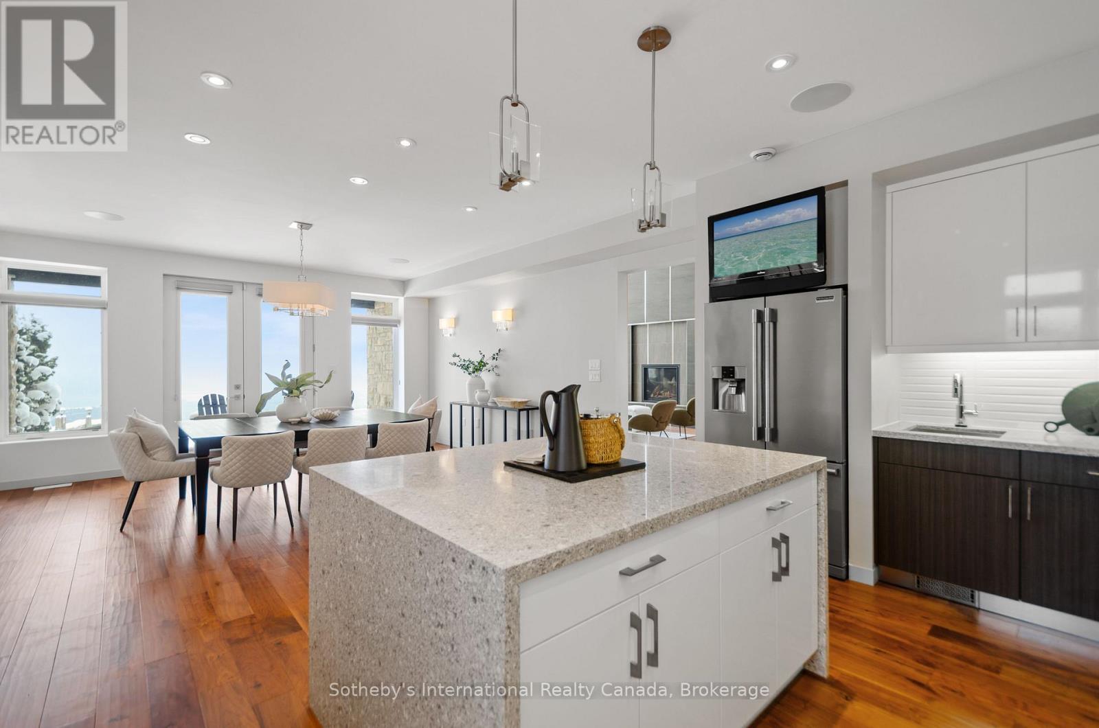 107 Maple Lane, Blue Mountains, Ontario  N0H 2E0 - Photo 32 - X12646980