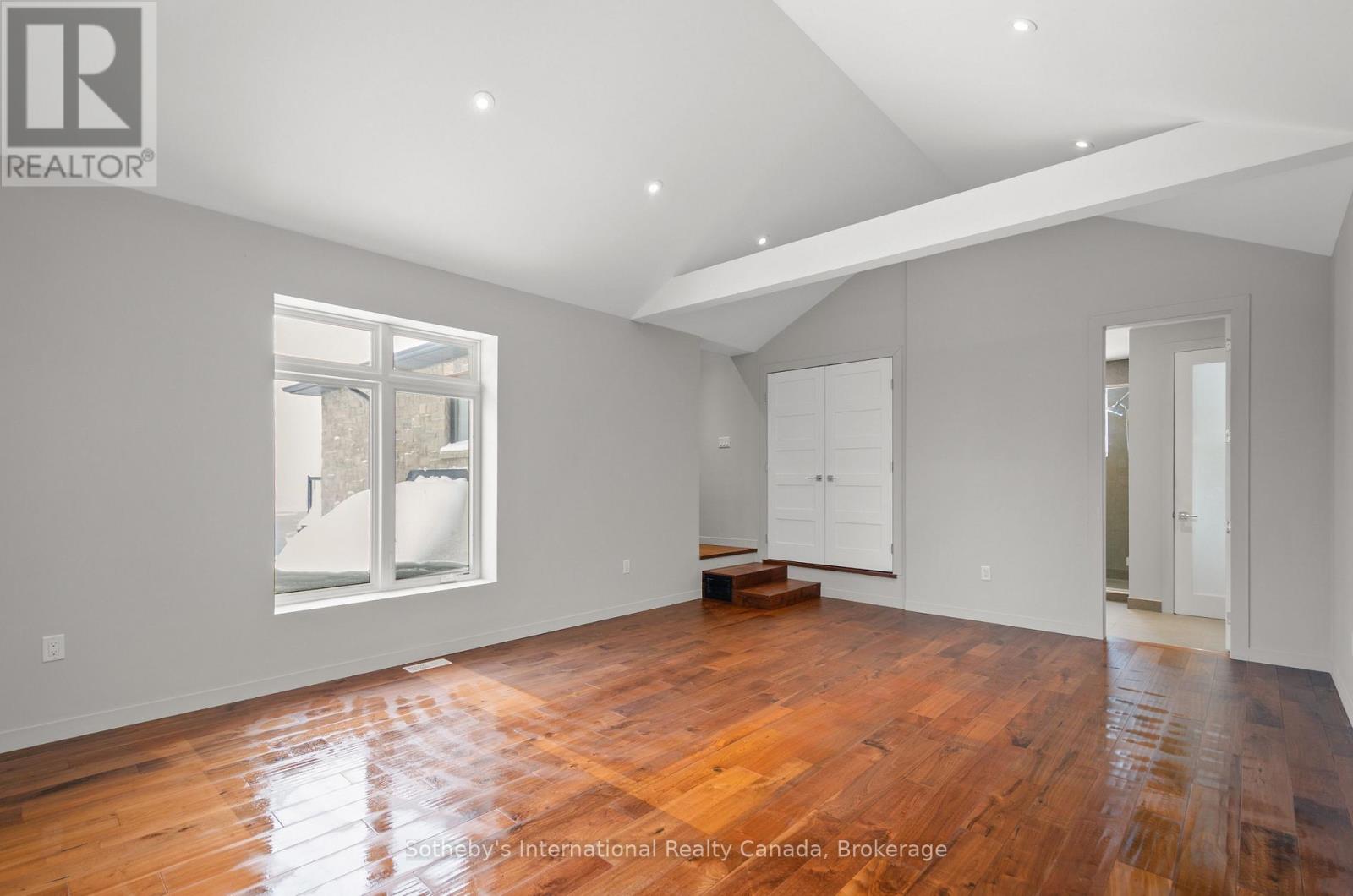 107 Maple Lane, Blue Mountains, Ontario  N0H 2E0 - Photo 48 - X12646980