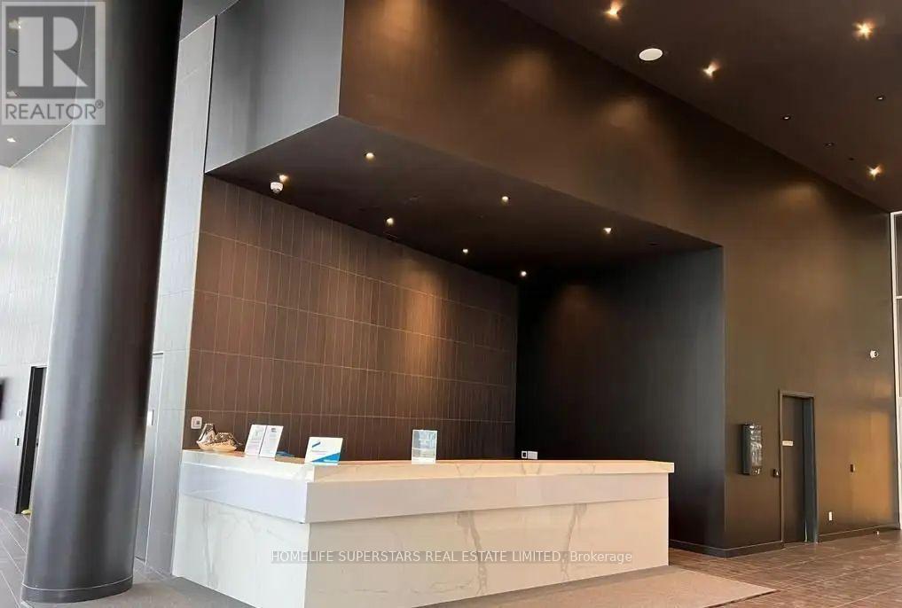 1912 - 448 Burnhamthorpe Road W, Mississauga, Ontario  L5B 0M3 - Photo 2 - W12648870