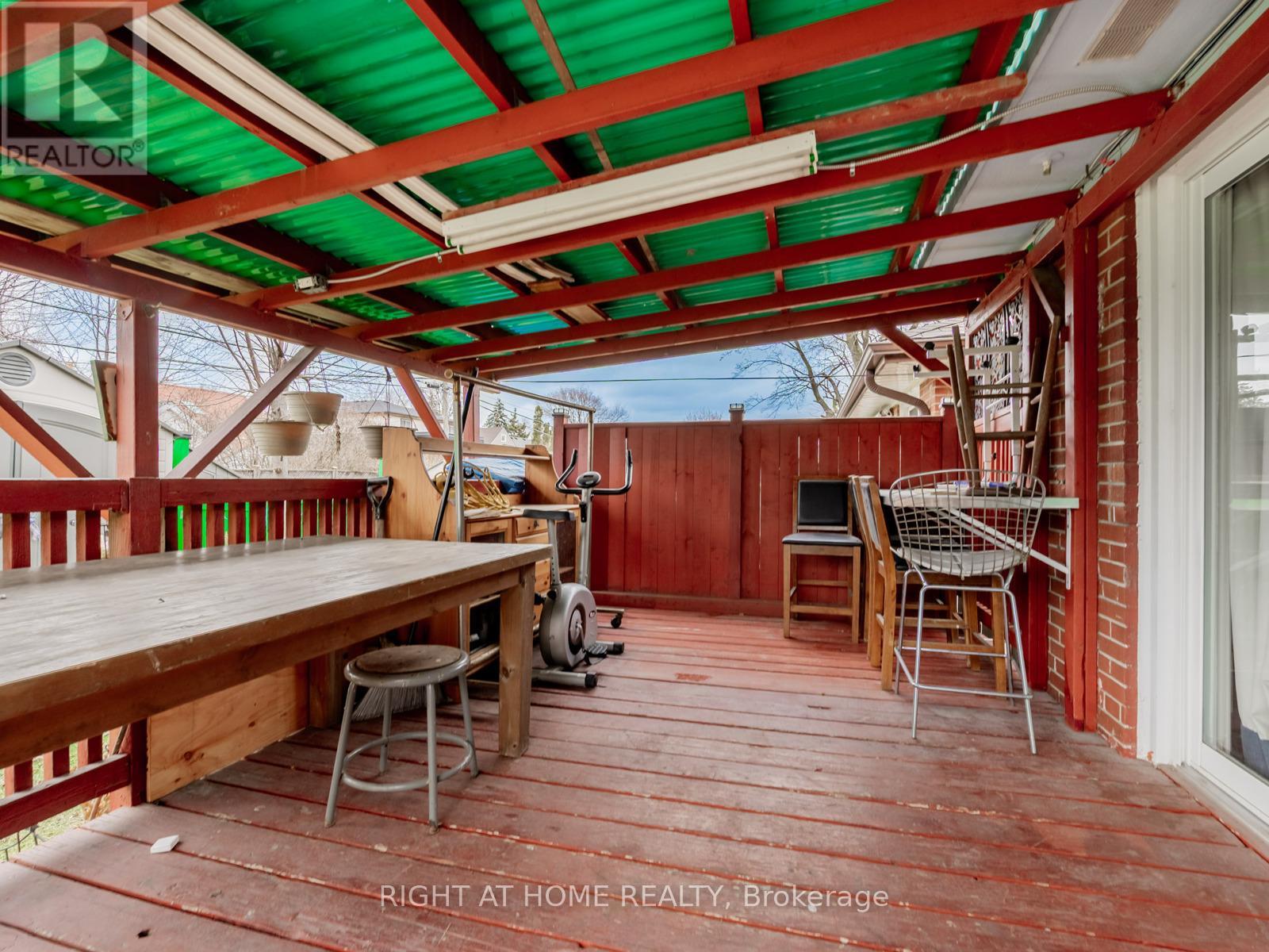 120 Redwater Drive, Toronto, Ontario  M9W 2A2 - Photo 34 - W12648872