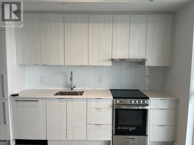 4004 - 430 Square One Drive W, Mississauga, Ontario  L5B 0L6 - Photo 6 - W12648878