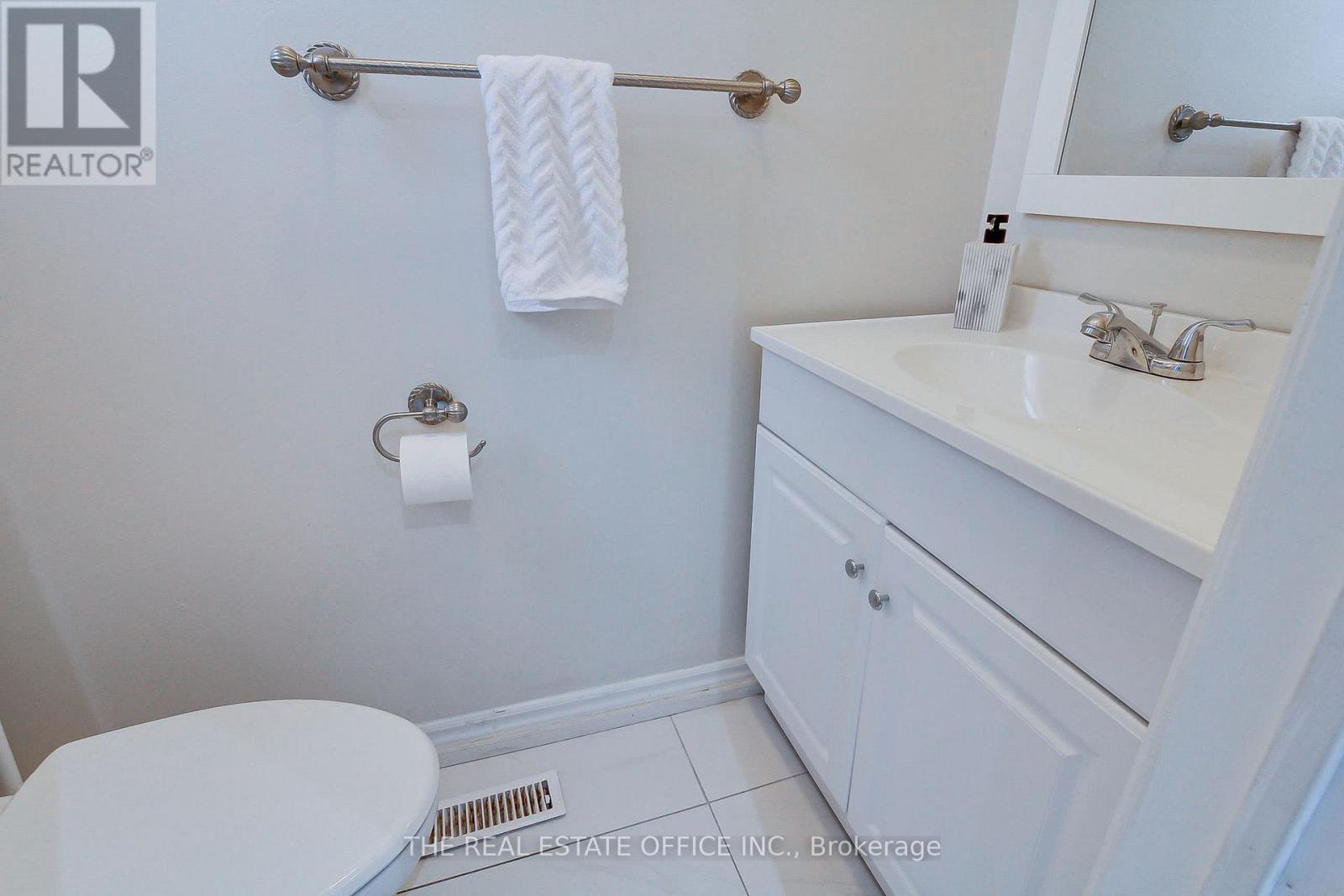 62 Radford Drive, Brampton, Ontario  L6V 2Y9 - Photo 18 - W12648880