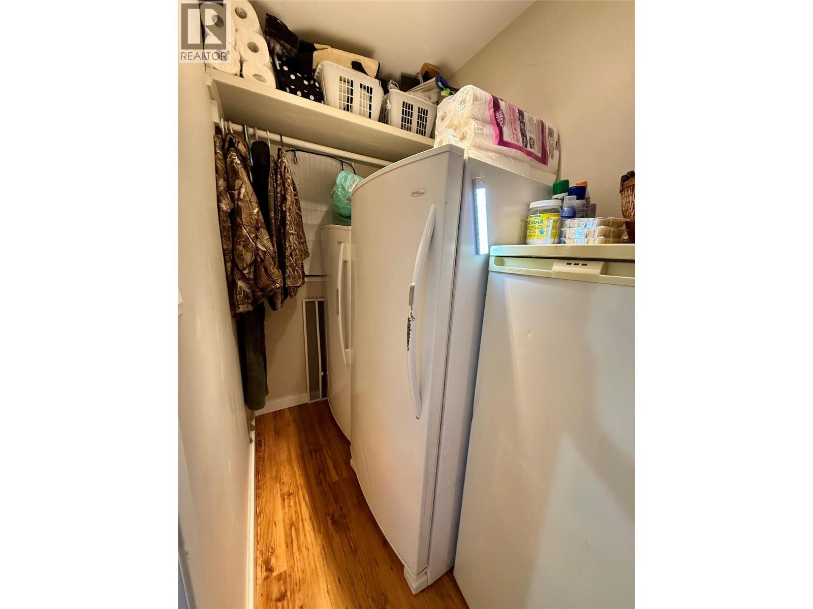 714 12th Street, Castlegar, British Columbia  V1N 2K3 - Photo 43 - 10353757