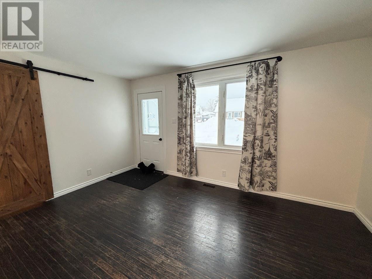 9 Shingwauk Dr, Manitouwadge, Ontario  P0T 2C0 - Photo 2 - TB253423