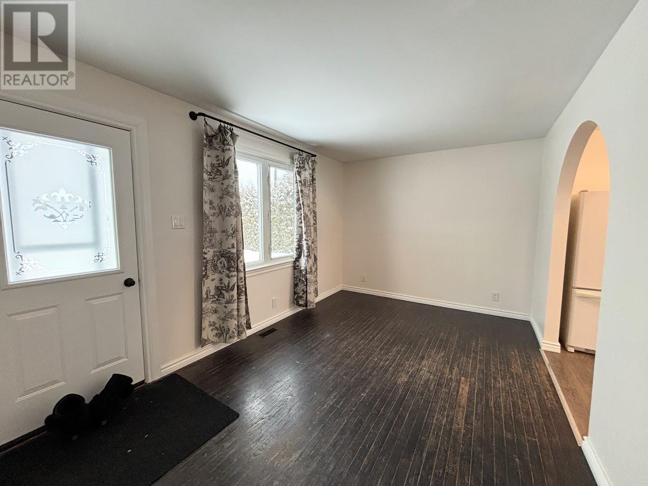 9 Shingwauk Dr, Manitouwadge, Ontario  P0T 2C0 - Photo 5 - TB253423