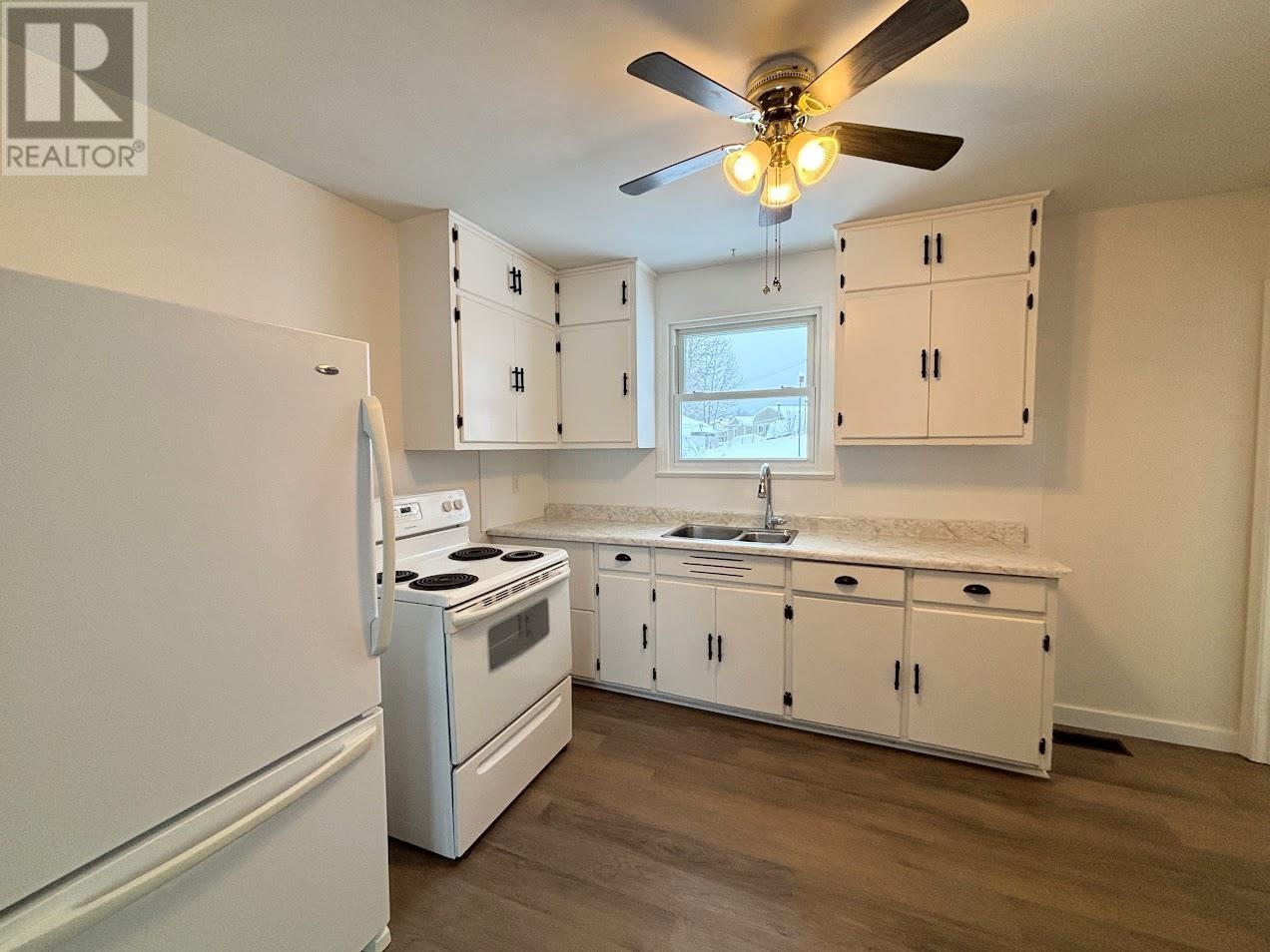 9 Shingwauk Dr, Manitouwadge, Ontario  P0T 2C0 - Photo 7 - TB253423