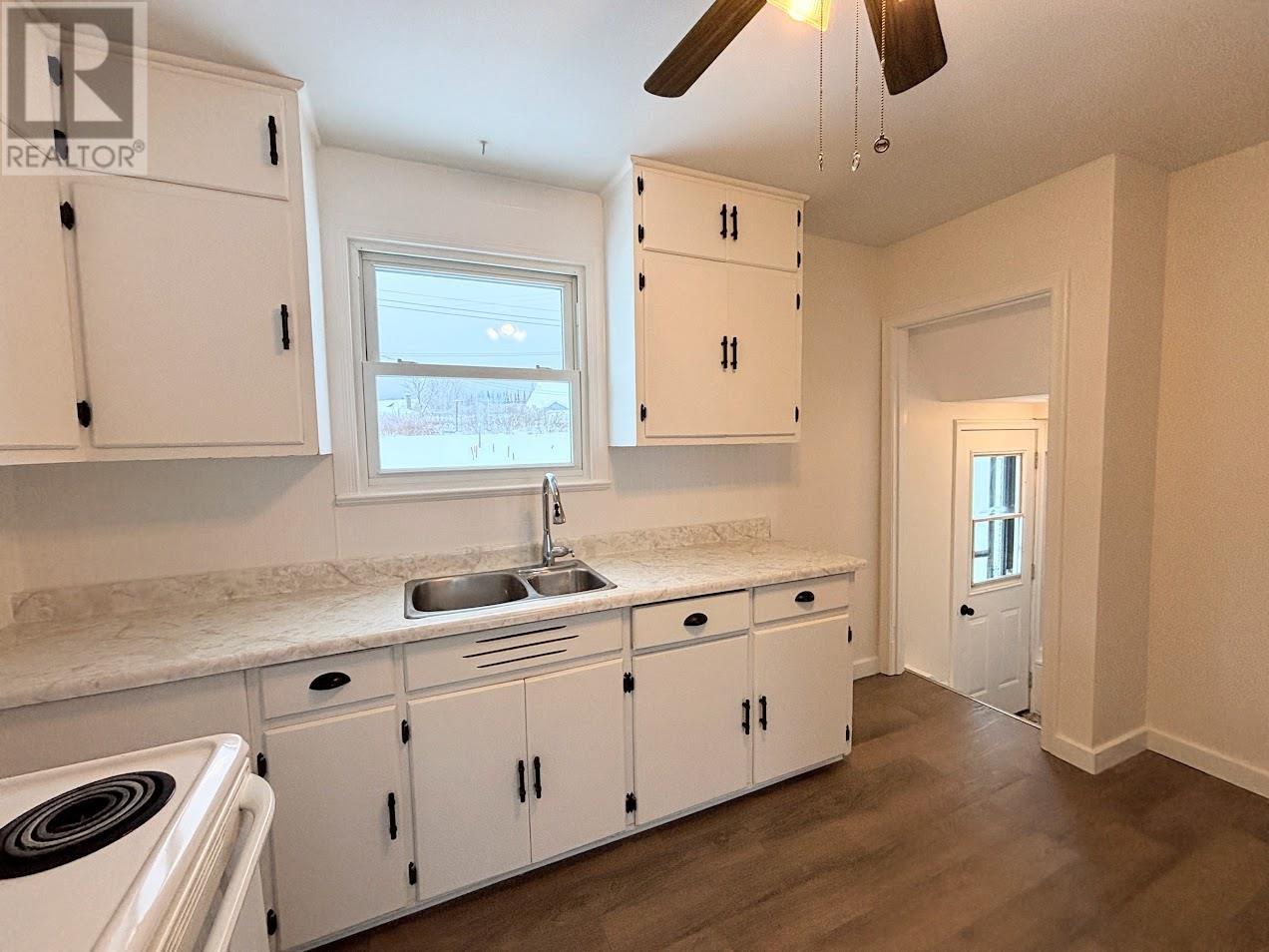 9 Shingwauk Dr, Manitouwadge, Ontario  P0T 2C0 - Photo 8 - TB253423