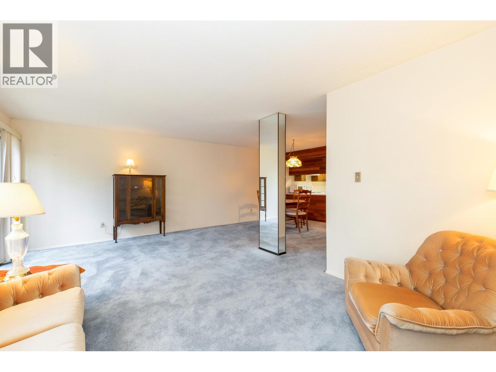 5 7327 Montecito Drive, Burnaby, British Columbia  V5A 1R2 - Photo 5 - R3074881