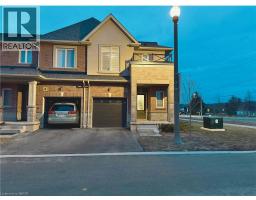 2 MOCKINGBIRD Lane, Stoney Creek, Ontario