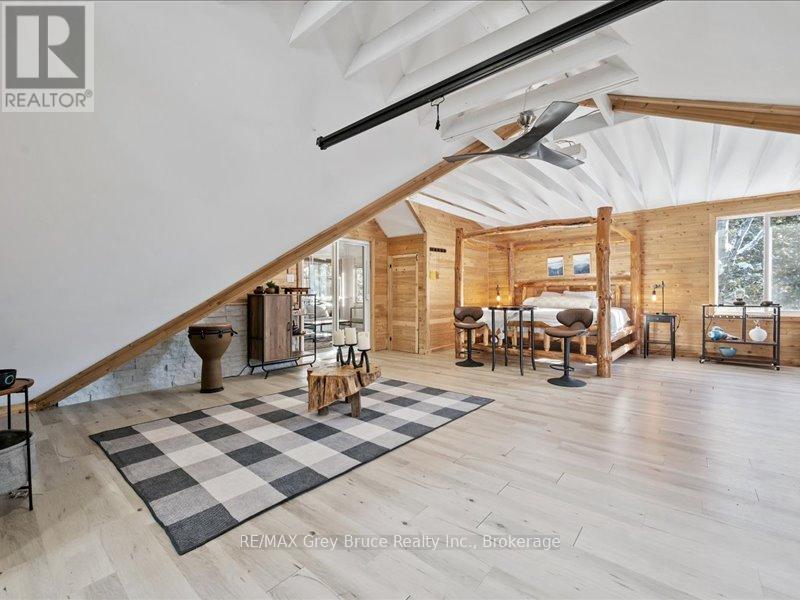 102 Cape Chin North Road N, Northern Bruce Peninsula, Ontario  N0H 1W0 - Photo 37 - X12639528