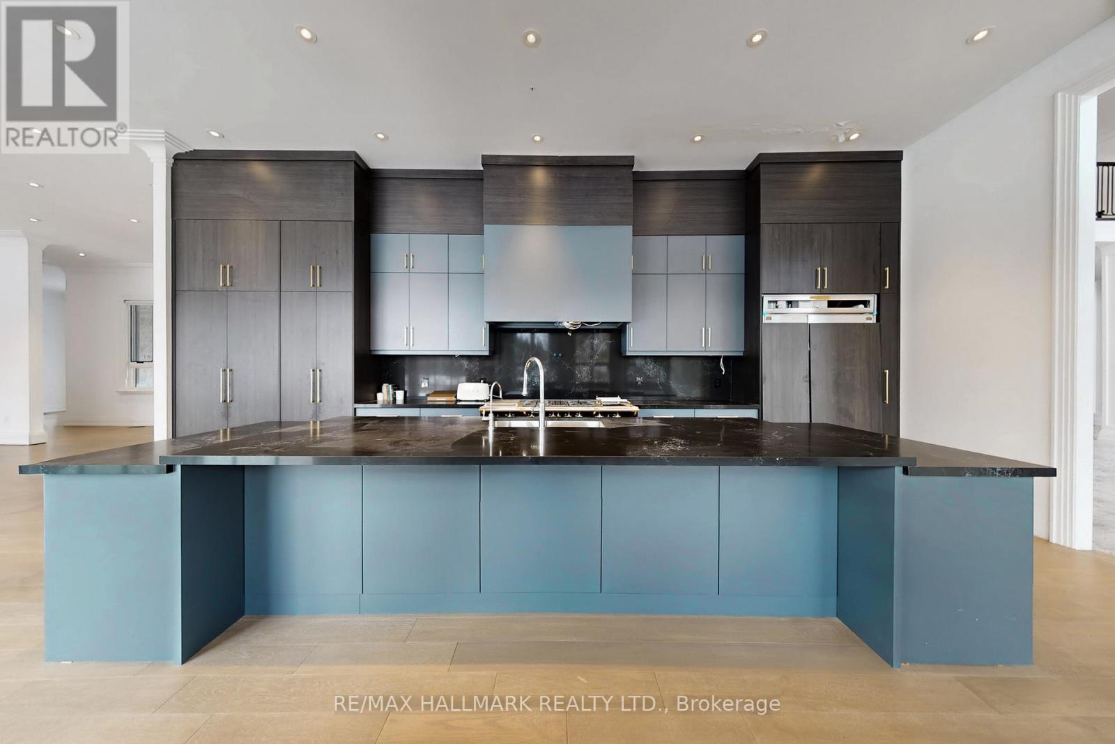 15 Eden Vale Drive, King, Ontario  L7B 1L8 - Photo 9 - N12648912