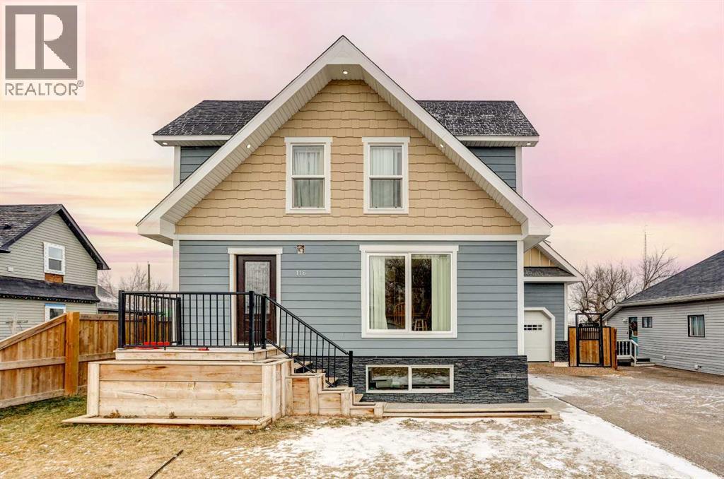 116 4 Avenue E, Bow Island, Alberta  T0K 0G0 - Photo 2 - A2275826