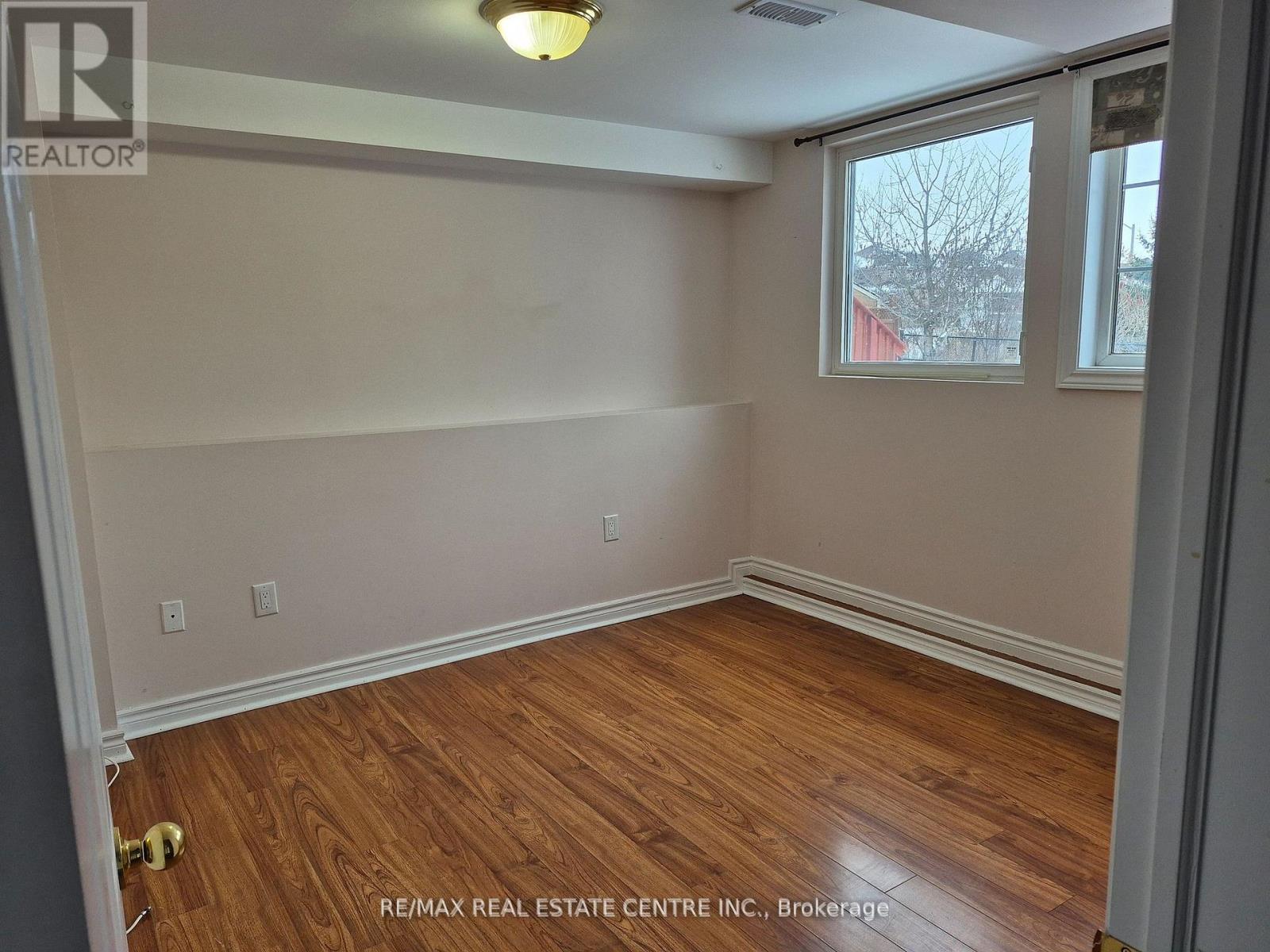 Basement Only - 6 Porchlight Road, Brampton, Ontario  L6X 4S3 - Photo 14 - W12648914