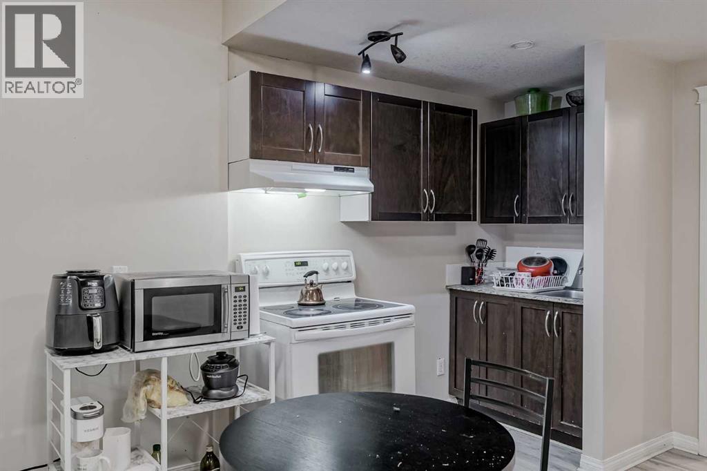 206 Pantego View Nw, Calgary, Alberta  T3K 0N7 - Photo 42 - A2275633