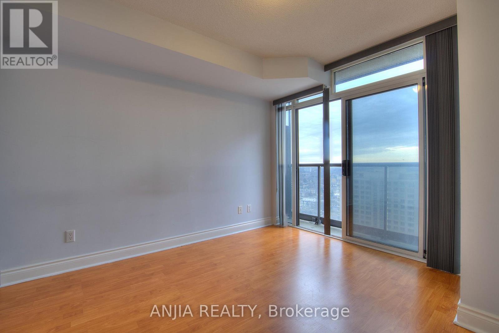 2410 - 10 Northtown Way, Toronto, Ontario  M2N 7L4 - Photo 8 - C12648956