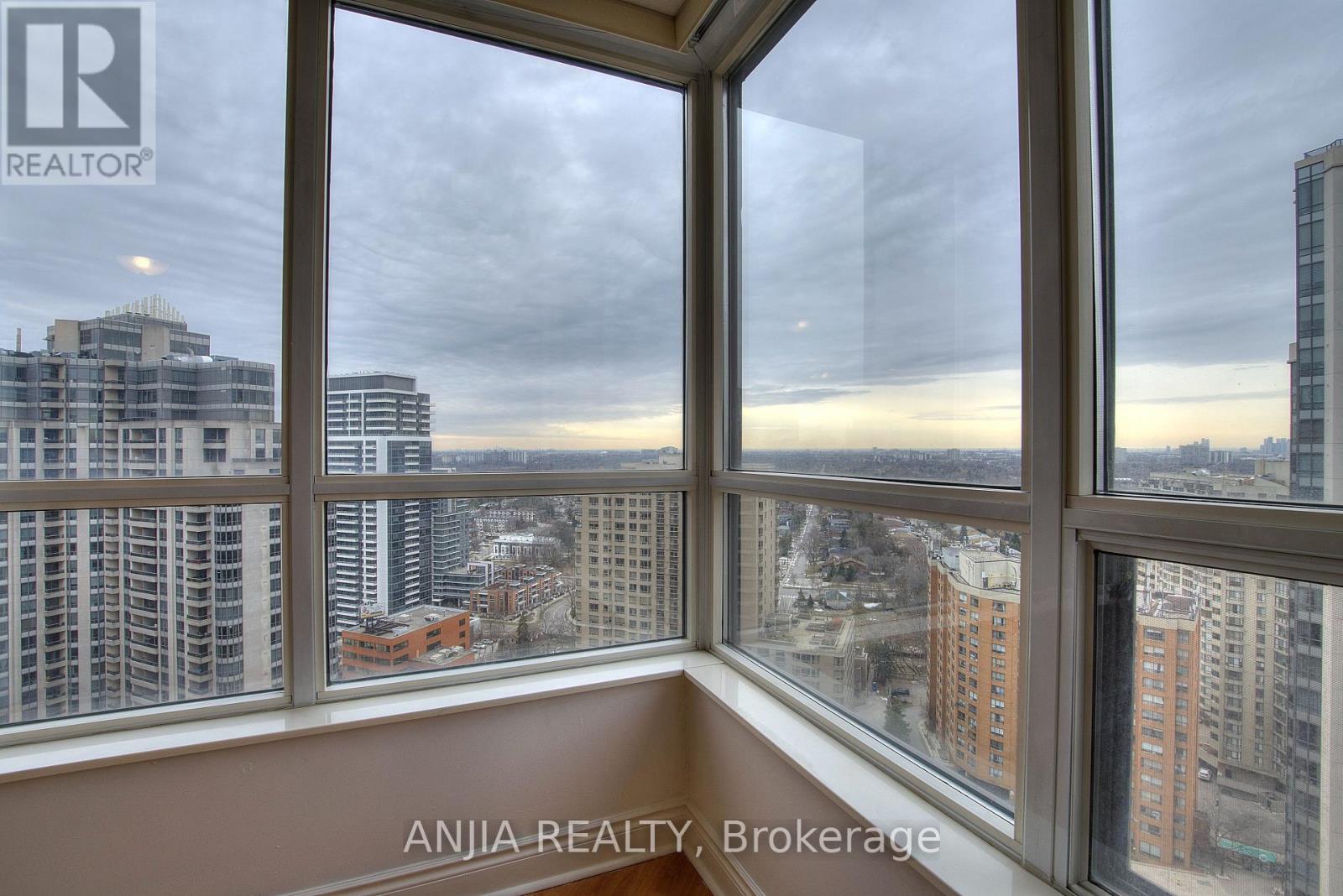 2410 - 10 Northtown Way, Toronto, Ontario  M2N 7L4 - Photo 9 - C12648956