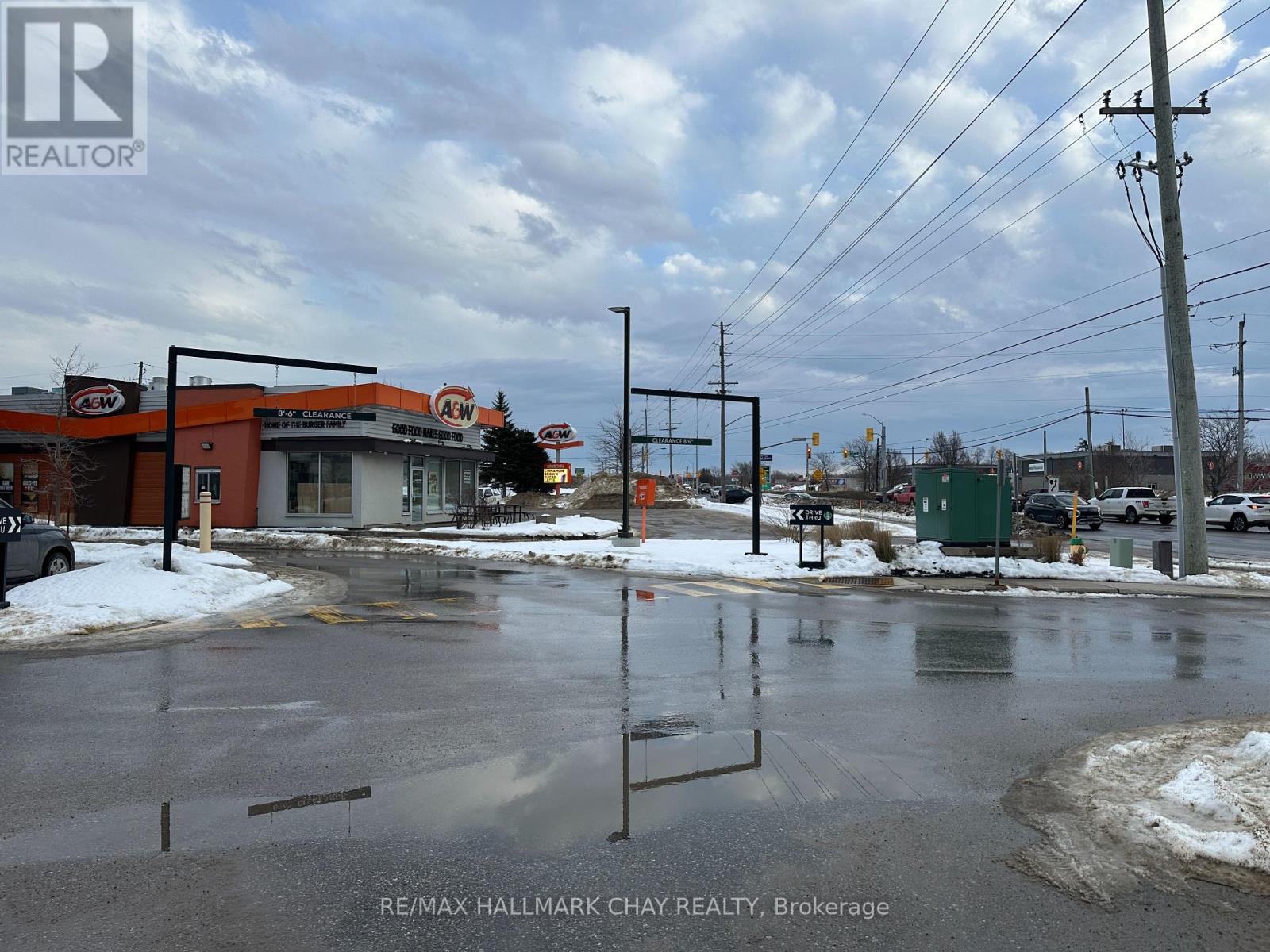 9281 93 Highway, Midland, Ontario  L4R 4K4 - Photo 10 - S12648962