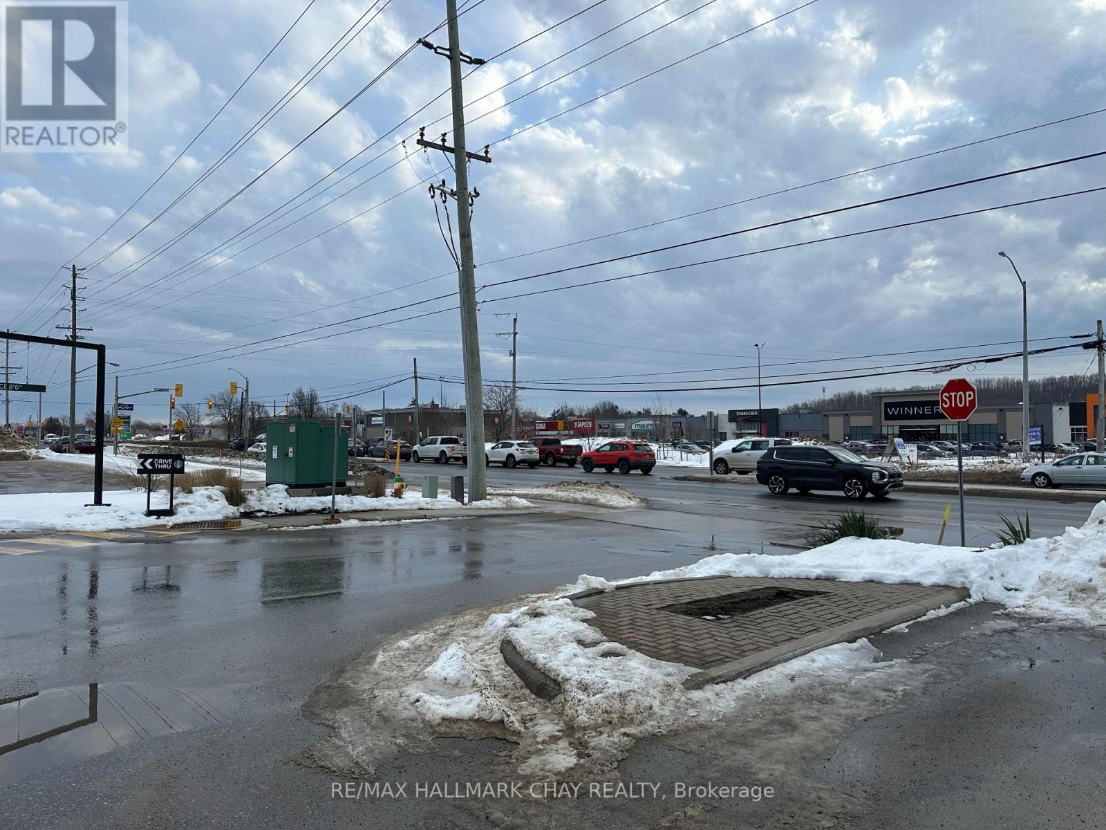 9281 93 Highway, Midland, Ontario  L4R 4K4 - Photo 11 - S12648962