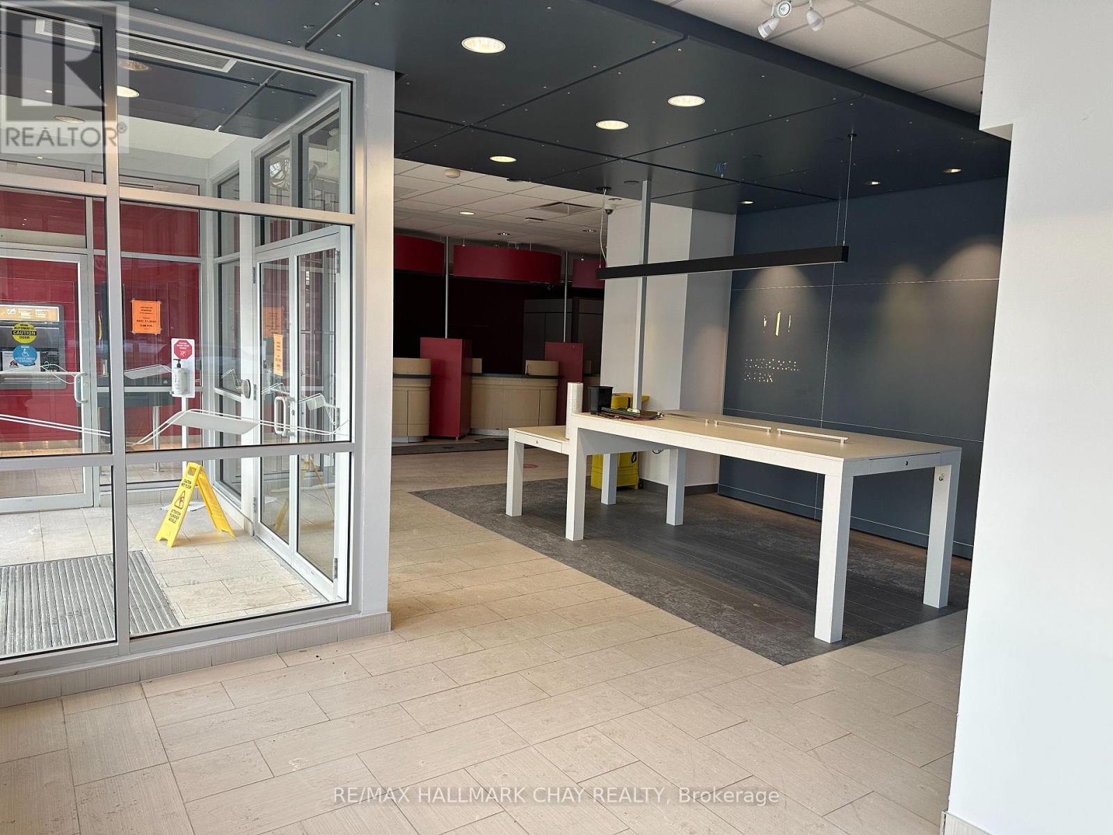 9281 93 Highway, Midland, Ontario  L4R 4K4 - Photo 3 - S12648962