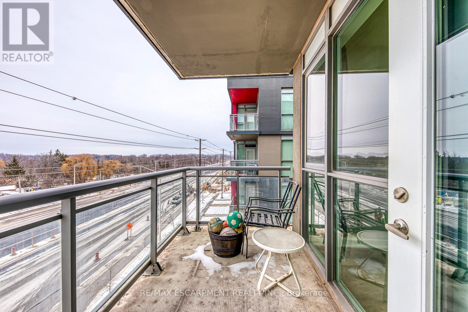 105 - 1135 Cooke Boulevard, Burlington, Ontario  L7T 0C3 - Photo 13 - W12648934