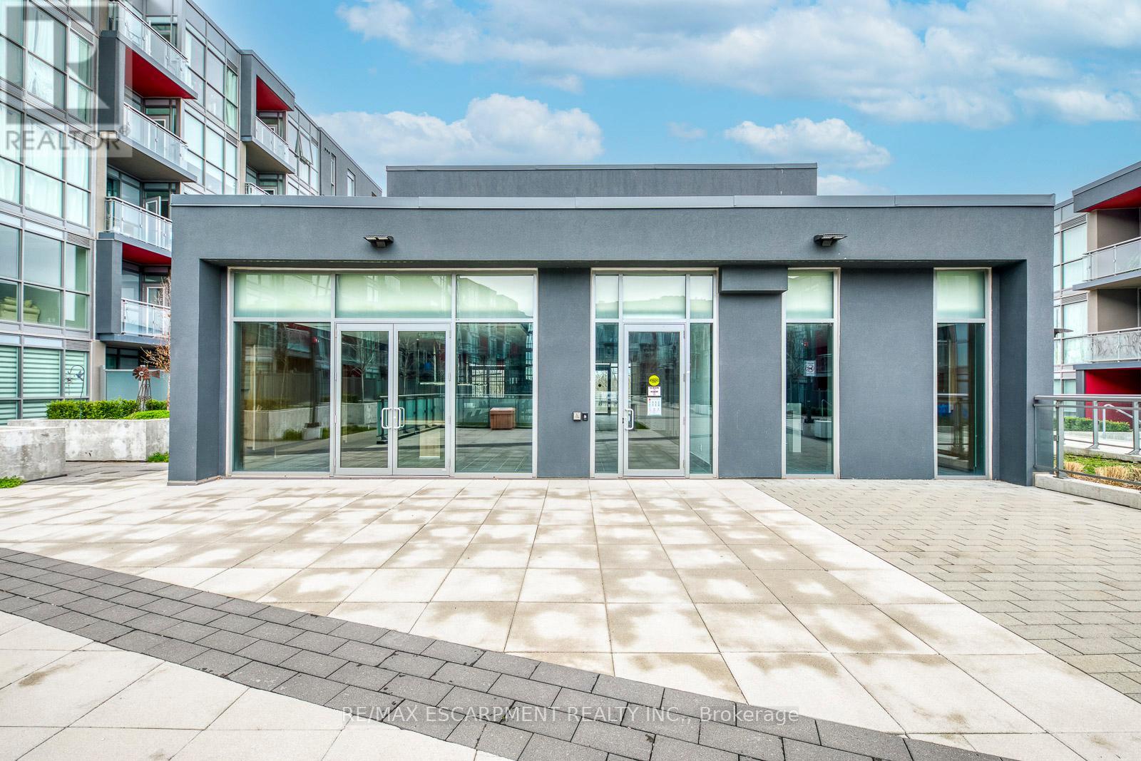 105 - 1135 Cooke Boulevard, Burlington, Ontario  L7T 0C3 - Photo 28 - W12648934