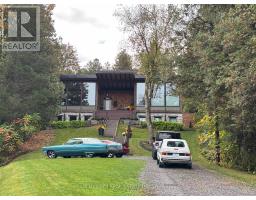 2084 GRAND BOULEVARD, Burlington, Ontario