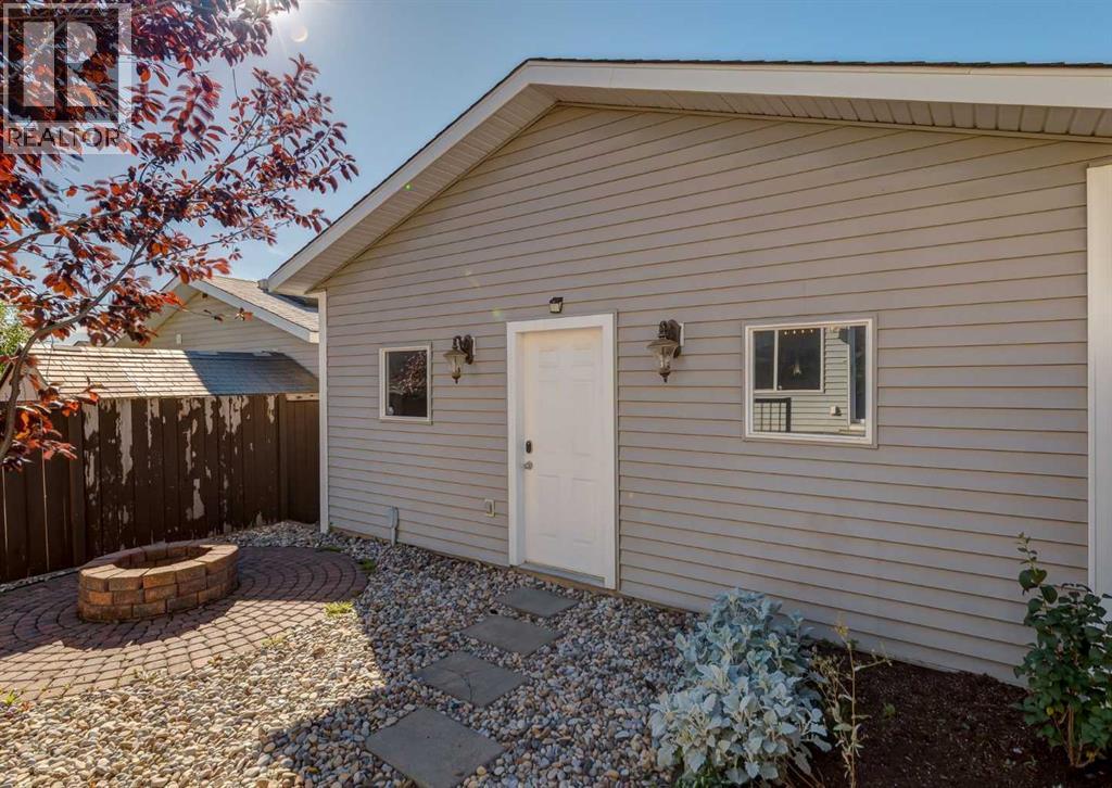 137 Tuscany Springs Way Nw, Calgary, Alberta  T3L 2N4 - Photo 47 - A2259548